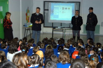 polizia_scuola_ele